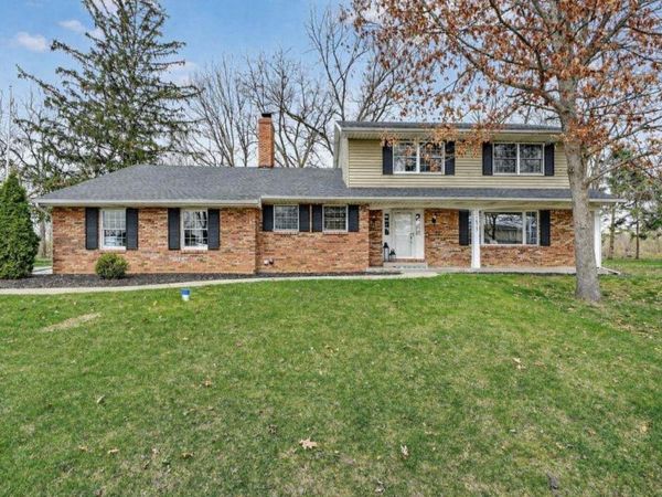 16507 Barryknoll Way, Granger, IN 46530