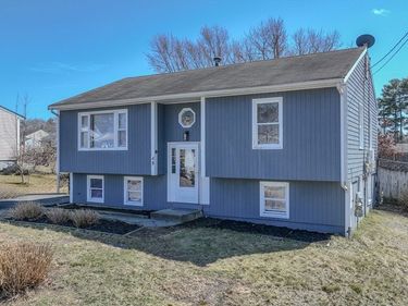 48 Irene St, New Bedford, MA 02745