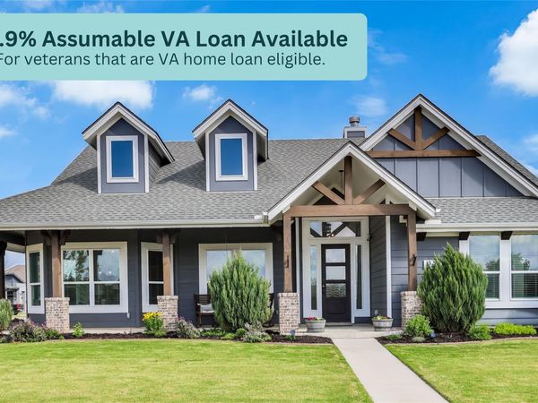 325 Charli CIR, Liberty Hill, TX 78642