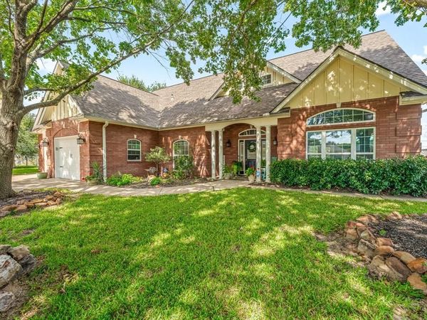 1517 Oakwood Drive, Stephenville, TX 76401