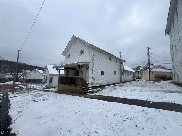 1985 & 1987 Main Street, Stockport, OH 43787