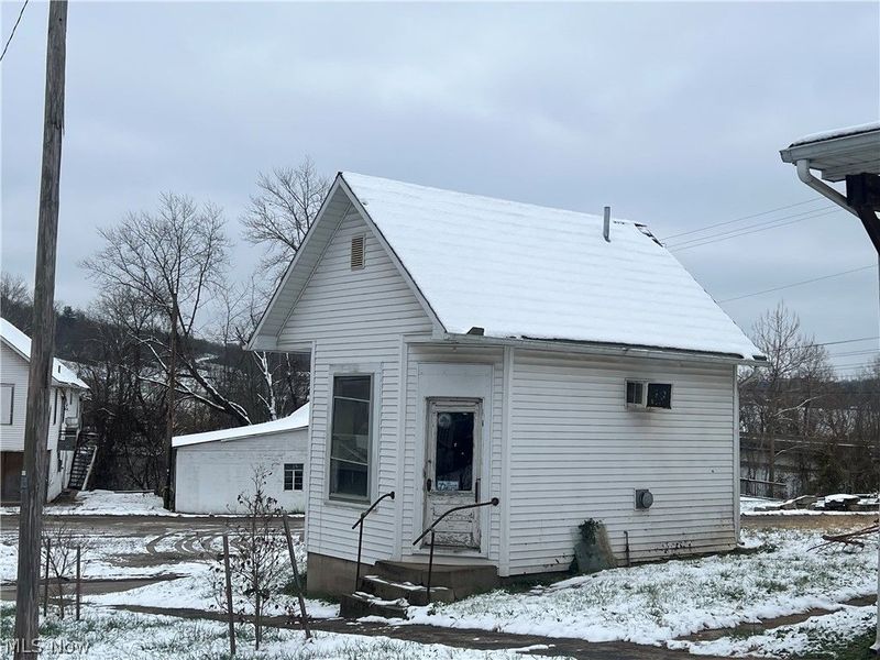 1985 & 1987 Main Street, Stockport, OH 43787 Photo 4