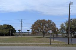 3121 Middle Street photo 4