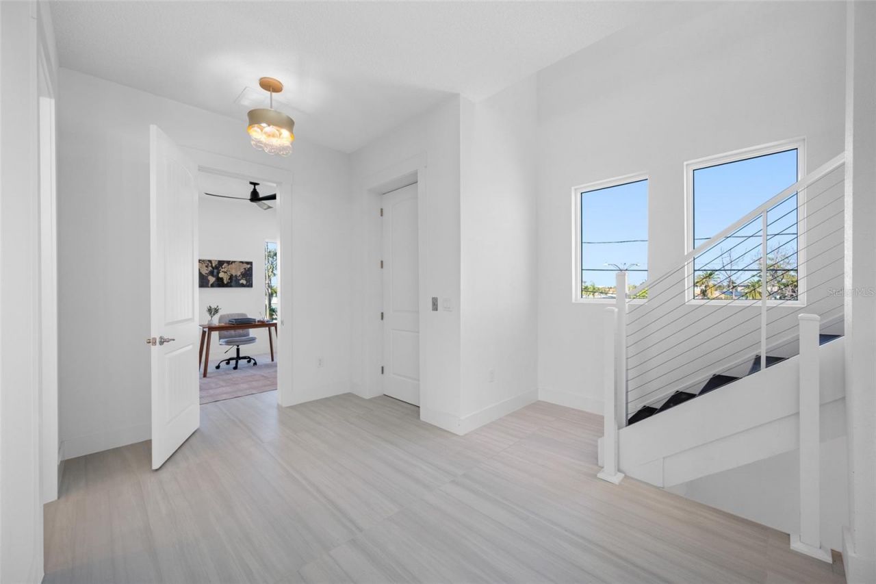 11460 7th Street E, Treasure Island, FL 33706 Photo