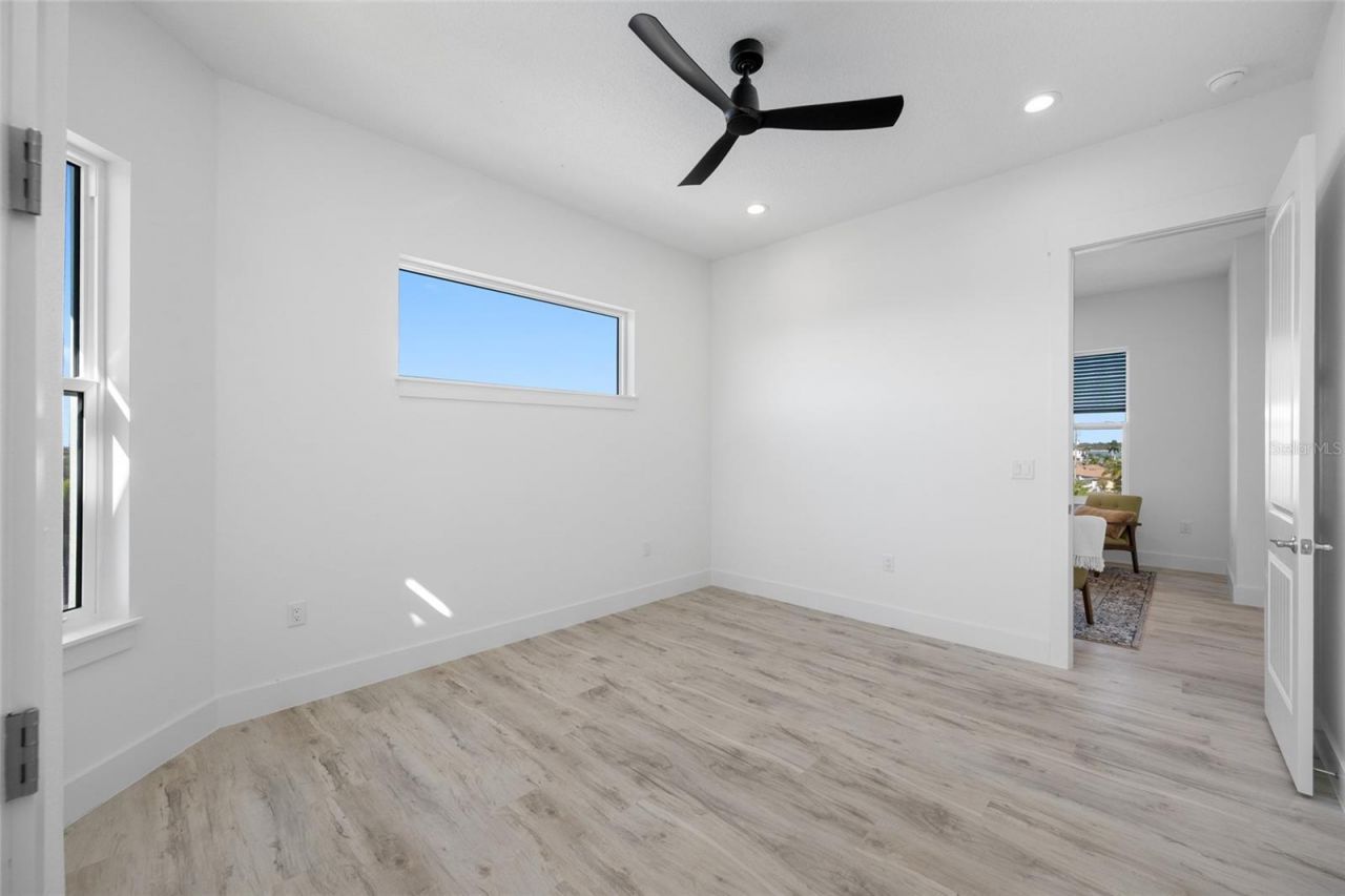 11460 7th Street E, Treasure Island, FL 33706 Photo