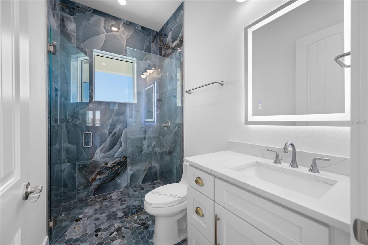 11460 7th Street E, Treasure Island, FL 33706 Photo