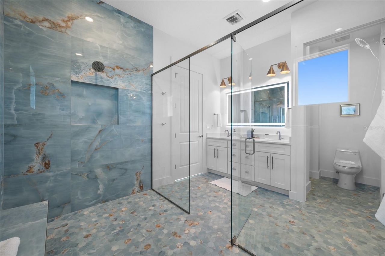 11460 7th Street E, Treasure Island, FL 33706 Photo