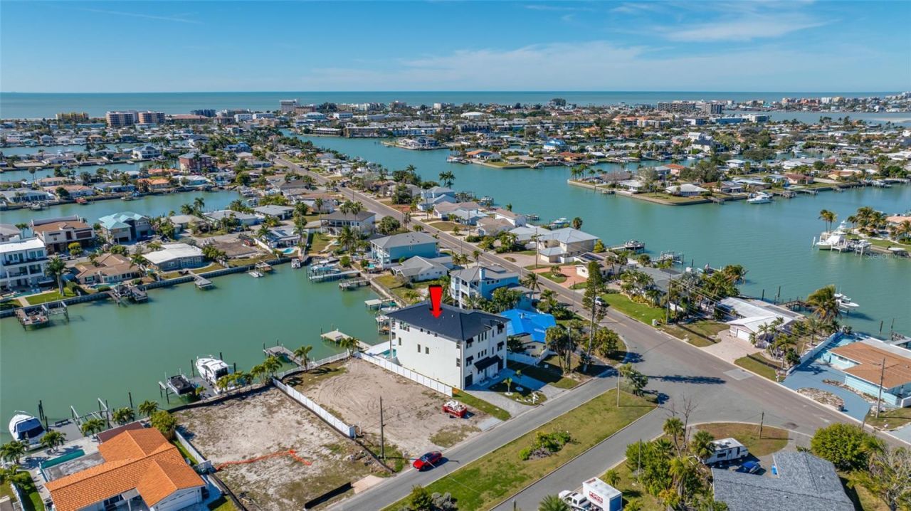 11460 7th Street E, Treasure Island, FL 33706 Photo