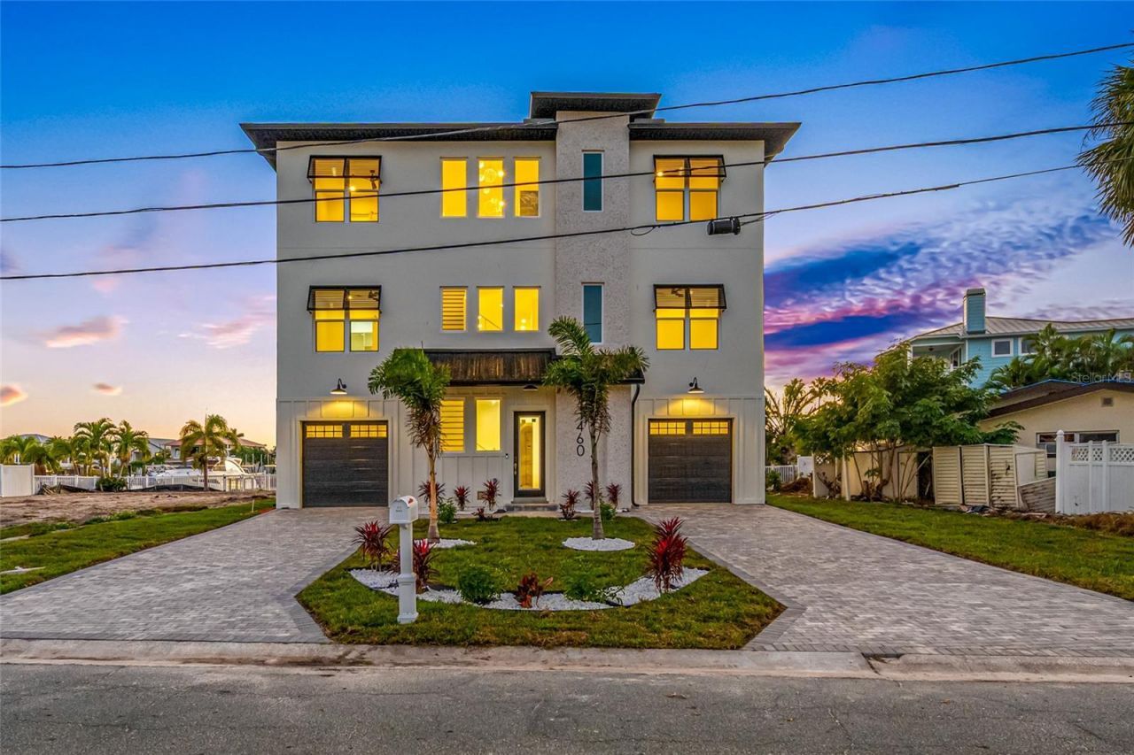 11460 7th Street E, Treasure Island, FL 33706 Photo