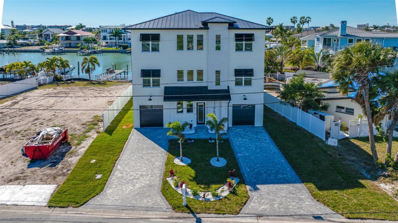 11460 7th Street E, Treasure Island, FL 33706 Photo