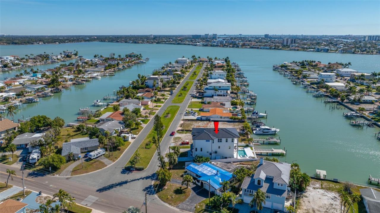 11460 7th Street E, Treasure Island, FL 33706 Photo