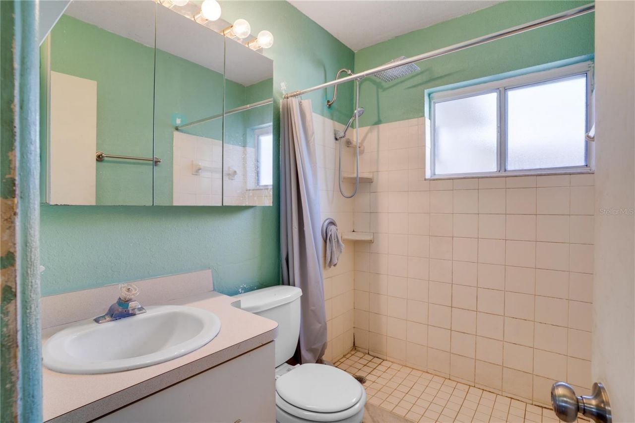 701 61st Avenue Ne, Saint Petersburg, FL 33703 Photo