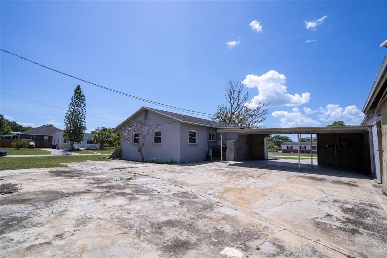 701 61st Avenue Ne, Saint Petersburg, FL 33703 Photo