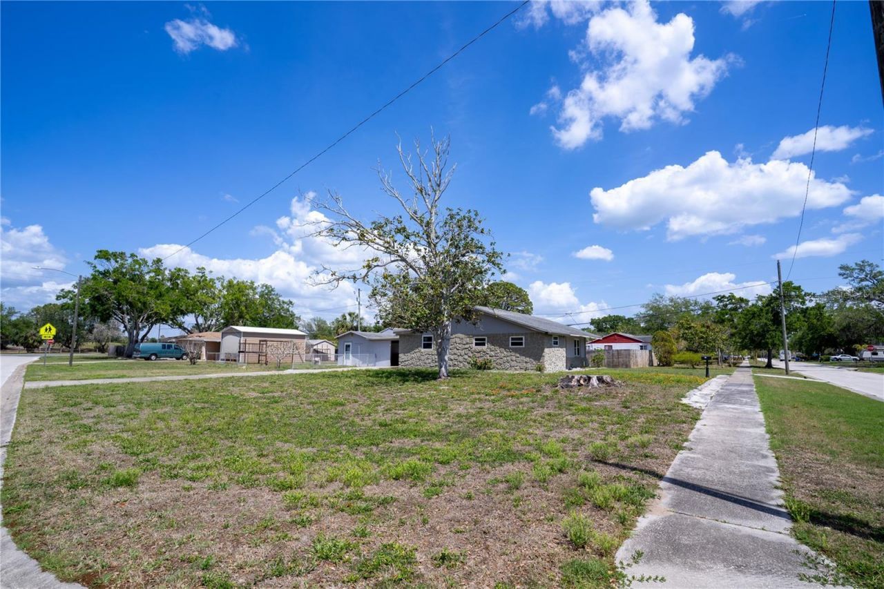 701 61st Avenue Ne, Saint Petersburg, FL 33703 Photo