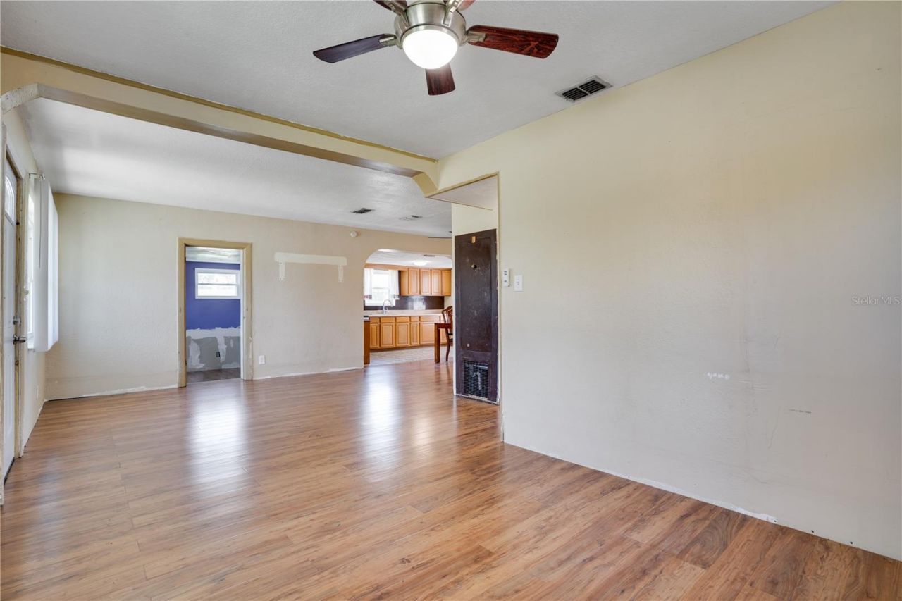 701 61st Avenue Ne, Saint Petersburg, FL 33703 Photo