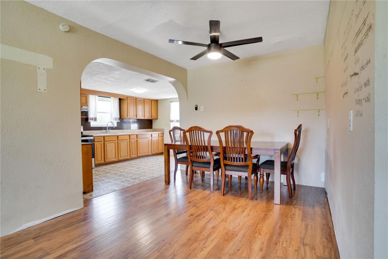 701 61st Avenue Ne, Saint Petersburg, FL 33703 Photo