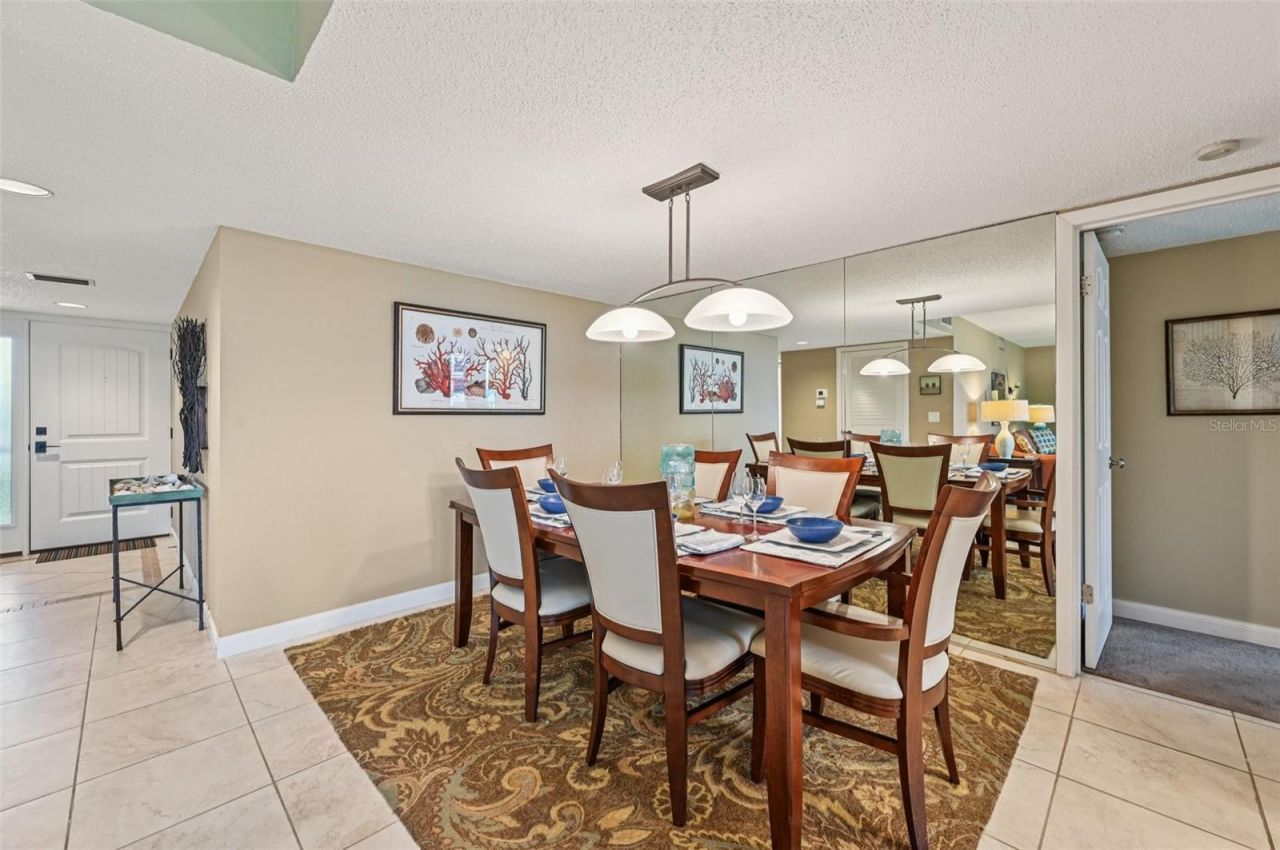 8710 Midnight Pass Road, Unit 203B, Sarasota, FL 34242 Photo