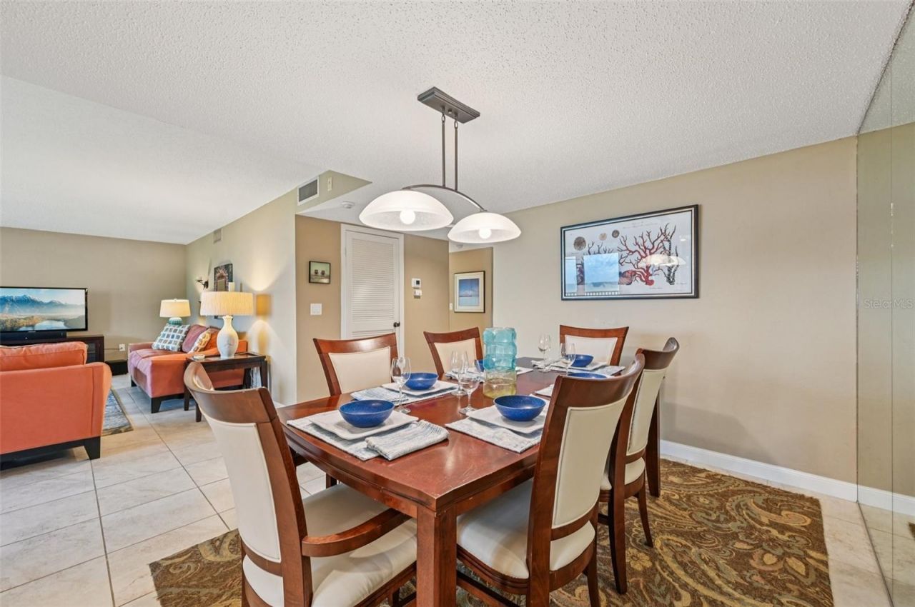 8710 Midnight Pass Road, Unit 203B, Sarasota, FL 34242 Photo