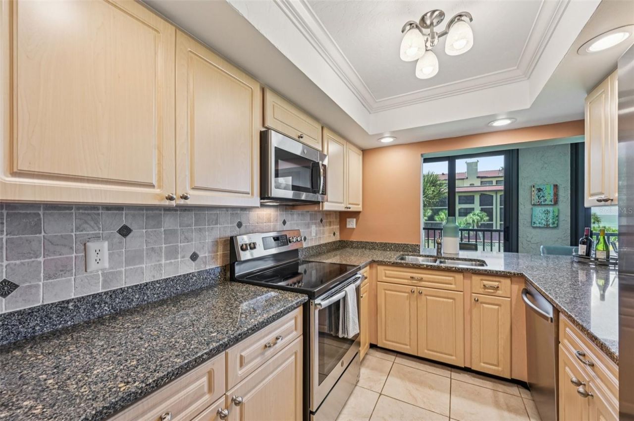 8710 Midnight Pass Road, Unit 203B, Sarasota, FL 34242 Photo