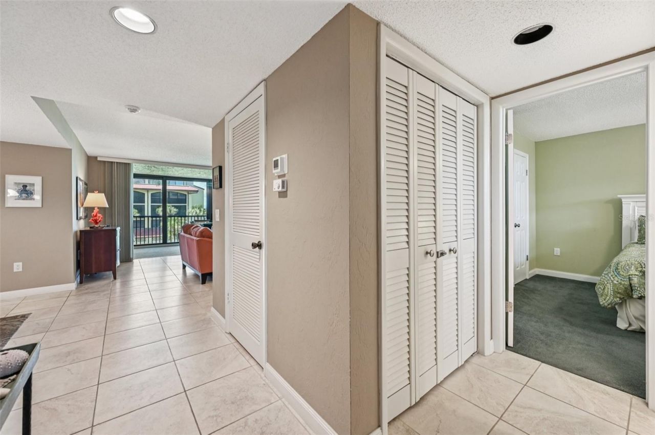 8710 Midnight Pass Road, Unit 203B, Sarasota, FL 34242 Photo