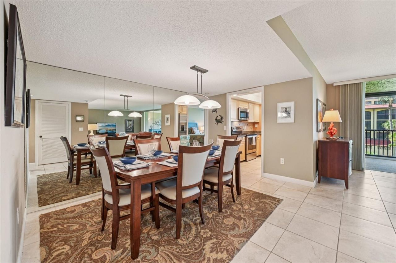 8710 Midnight Pass Road, Unit 203B, Sarasota, FL 34242 Photo