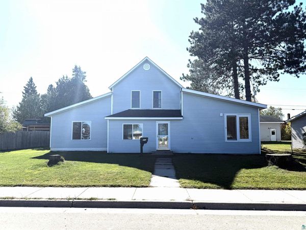 954 E Camp St, Ely, MN 55731
