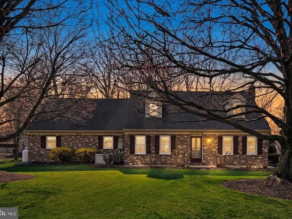 525 HACKMAN ROAD , LITITZ, PA 17543