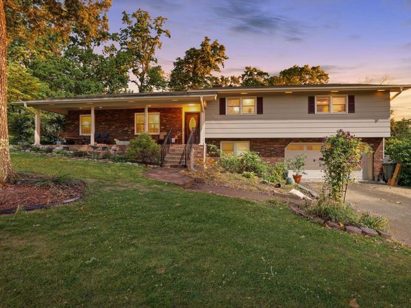 1325 N Glen Drive, Hixson, TN 37343