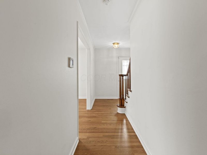 242 W New England Avenue, Columbus, OH 43085 Photo 45