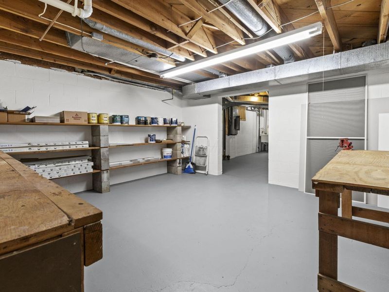 242 W New England Avenue, Columbus, OH 43085 Photo 50