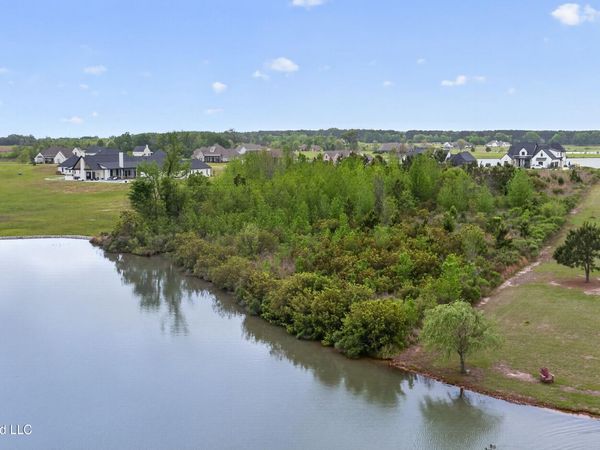 Lot 72 Churchill Of Charlton Place, Madison, MS 39110