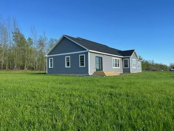 87 Yorktown Road, Albion, ME 04910