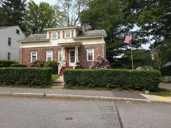 45 Circuit Ave E, Worcester, MA 01603