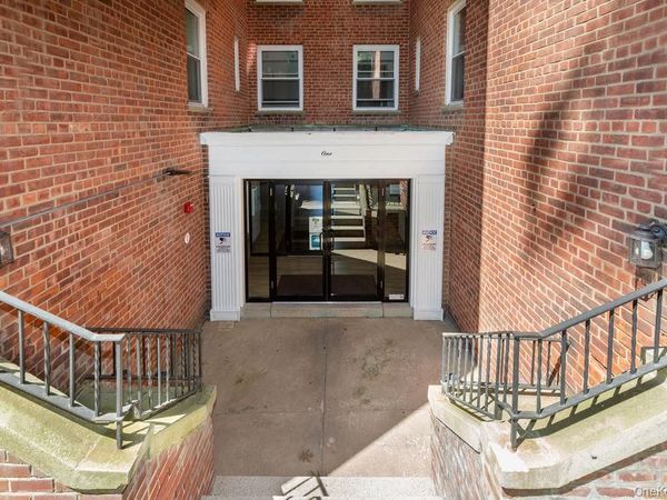 1 Hawley Terrace , Unit 1F, Yonkers, NY 10701