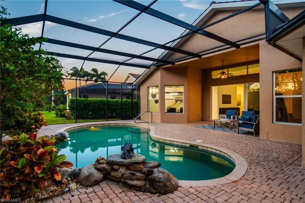 4828 Cerromar Dr, Naples, FL 34112 Photo