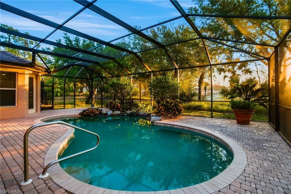 4828 Cerromar Dr, Naples, FL 34112 Photo