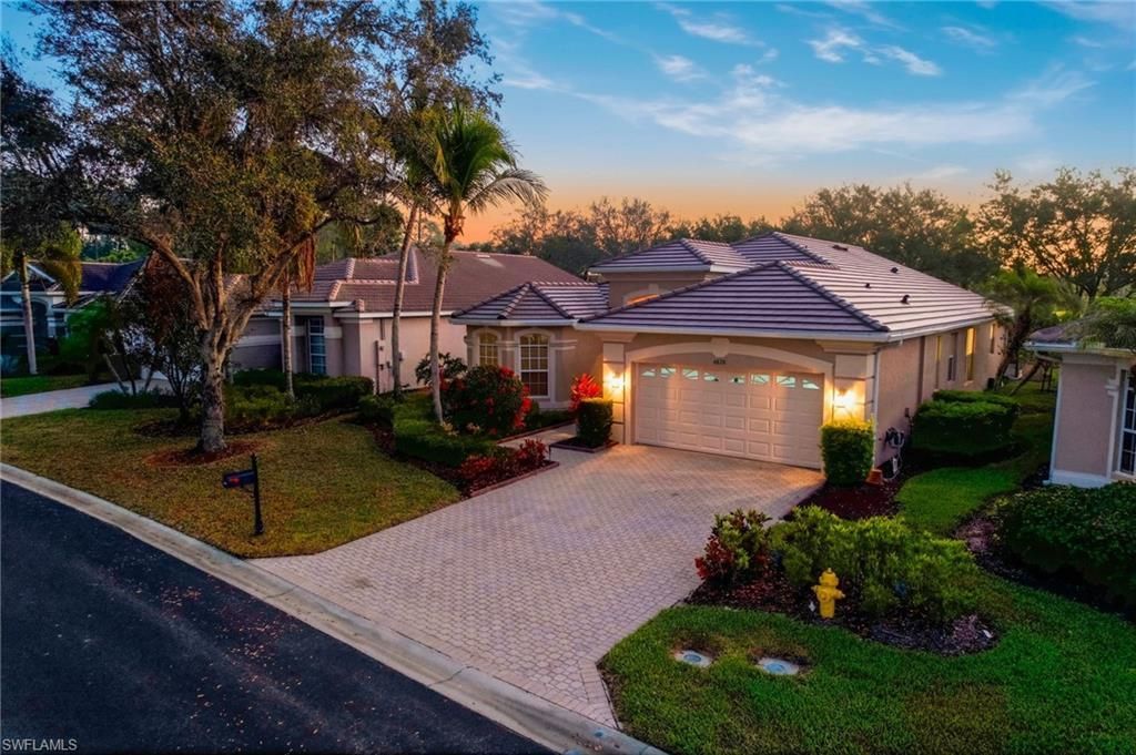 4828 Cerromar Dr, Naples, FL 34112 Photo