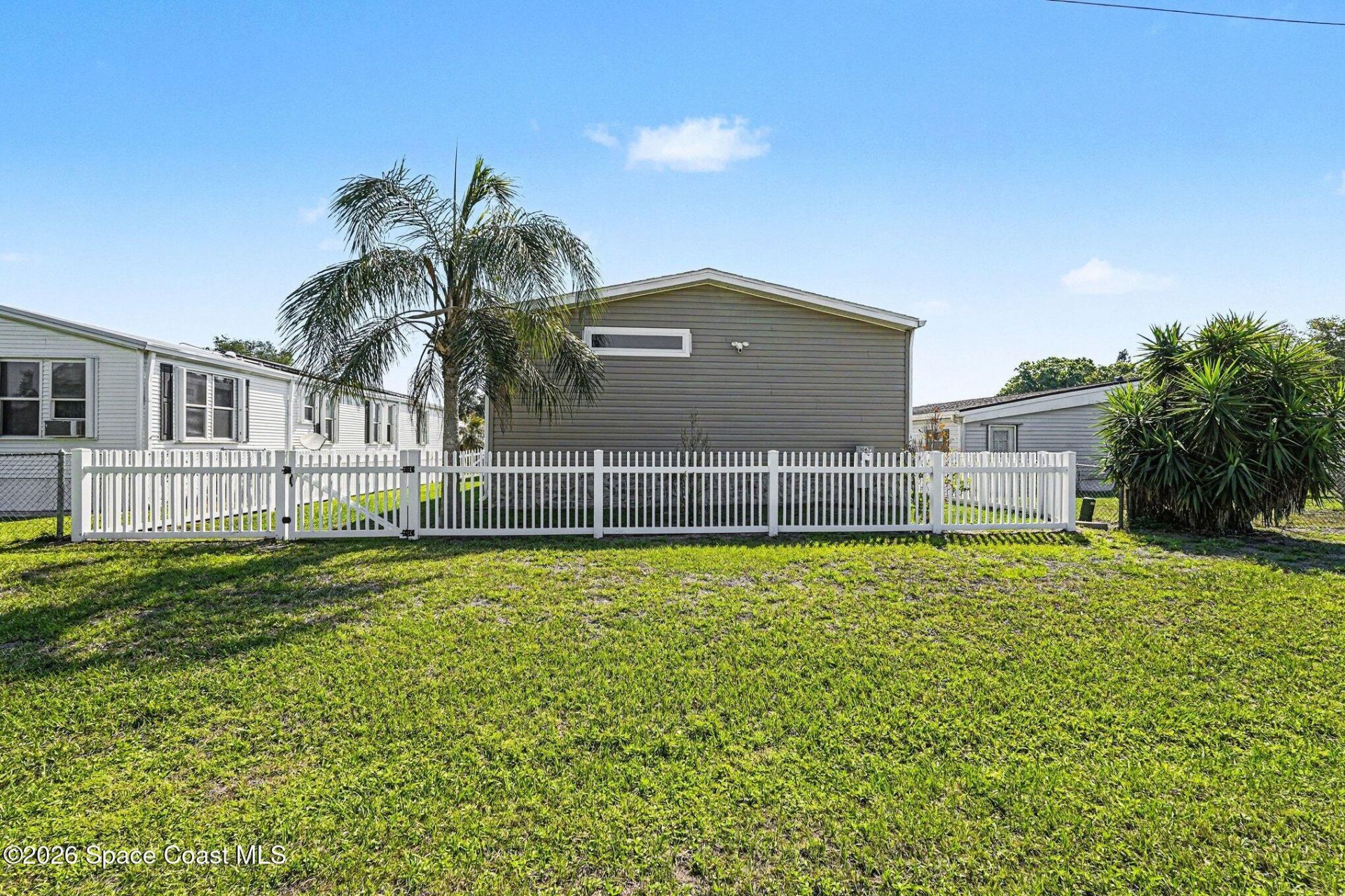 1067 Wren Circle, Barefoot Bay, FL 32976 Photo