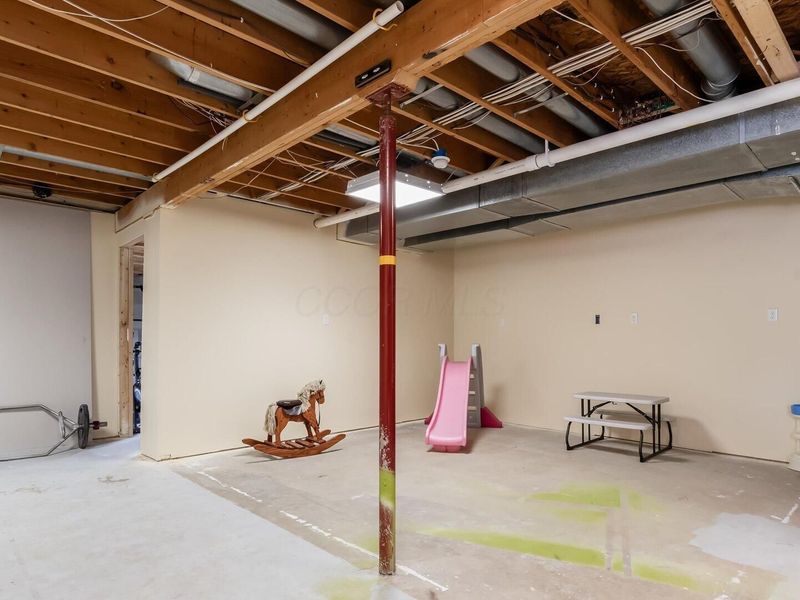 61266 Kent Lane , Cambridge, OH 43725 Photo 38