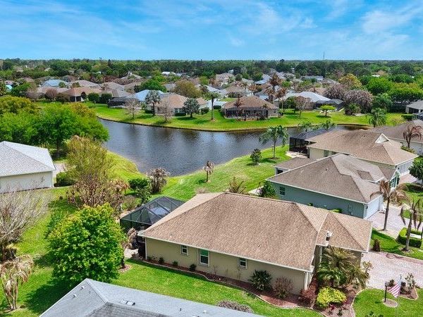 645 Gossamer Wing Way, Sebastian, FL 32958