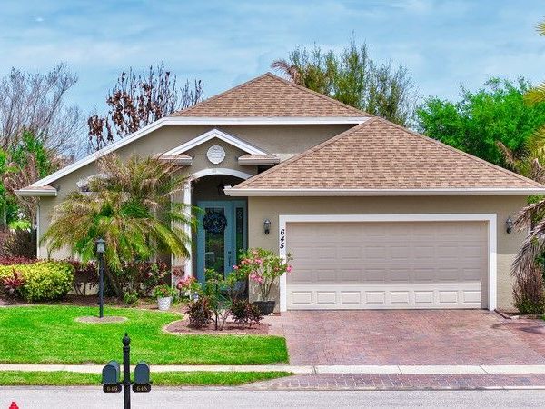 645 Gossamer Wing Way, Sebastian, FL 32958