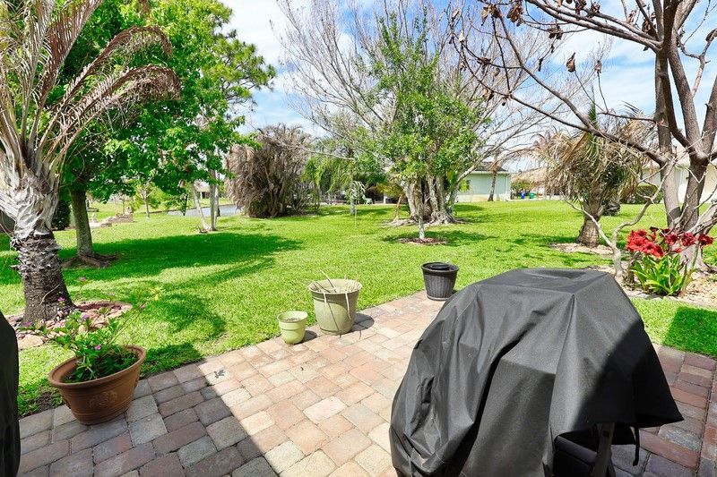 645 Gossamer Wing Way, Sebastian, FL 32958 Photo