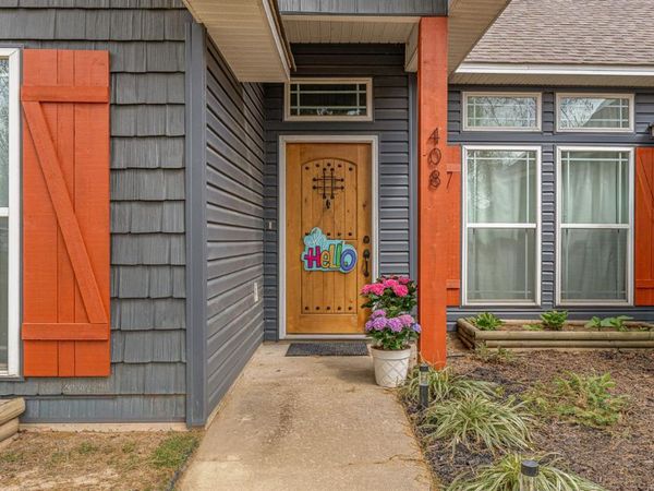 408 Greenmeadow Lane, Jonesboro, AR 72404