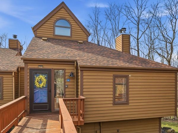 16 Farmstead, GALENA, IL 61036