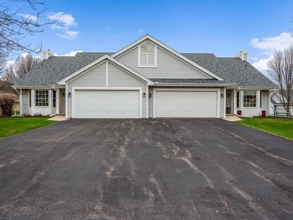 4352 Sunset Terrace, LOVES PARK, IL 61111