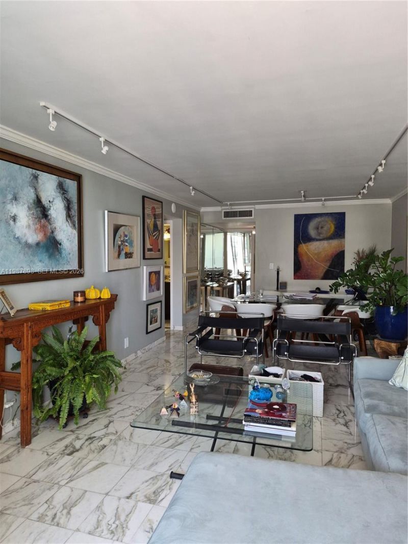 2655 Collins Ave, Unit 1910, Miami Beach, FL 33140 Photo