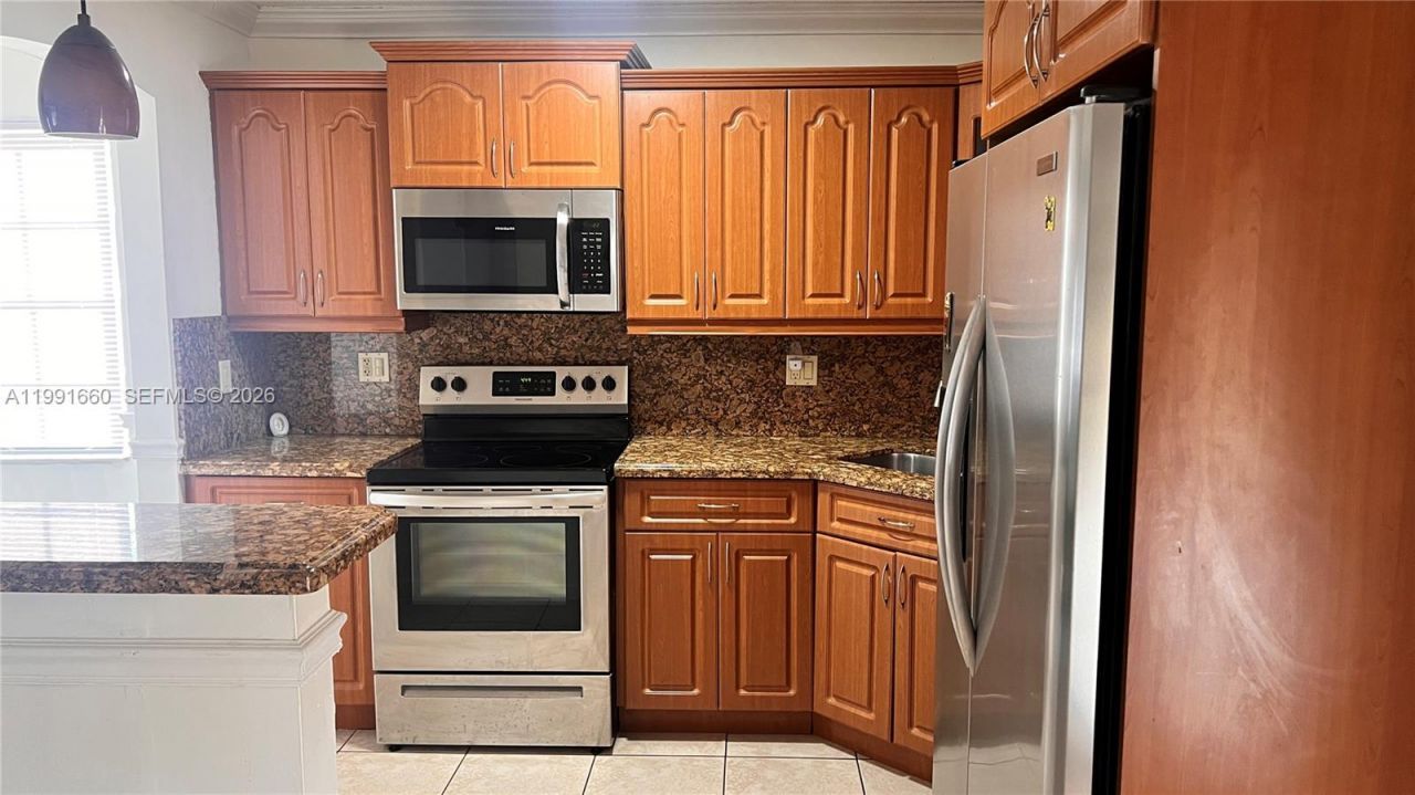 4443 NW 179th Ter, Miami Gardens, FL 33055 Photo