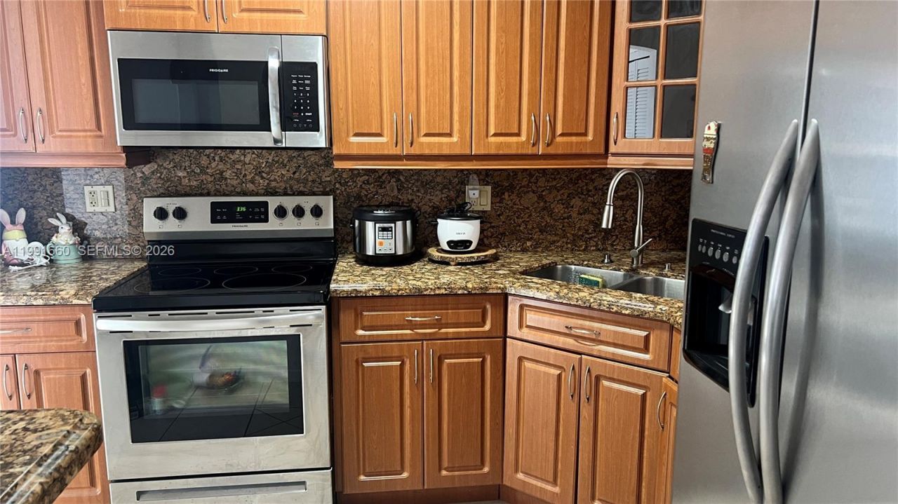 4443 NW 179th Ter, Miami Gardens, FL 33055 Photo