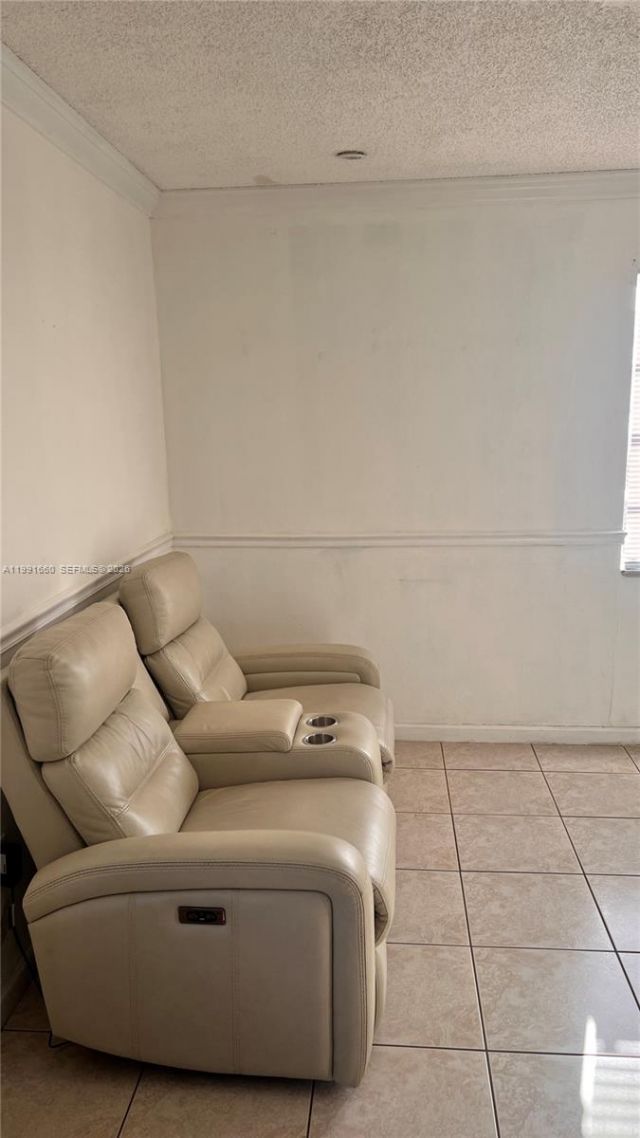 4443 NW 179th Ter, Miami Gardens, FL 33055 Photo