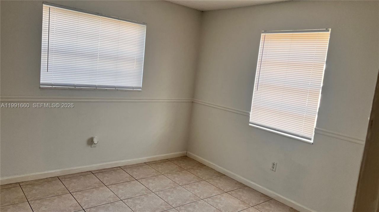 4443 NW 179th Ter, Miami Gardens, FL 33055 Photo